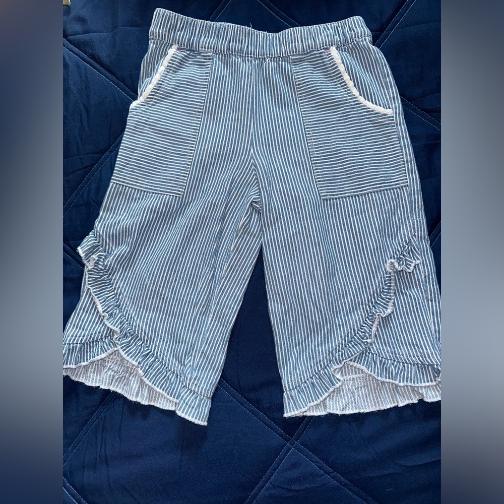 Matilda Jane Pinstripe Capris size 4